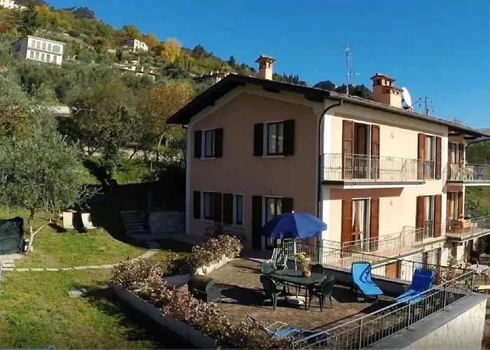 Luna Lägenhet Tignale